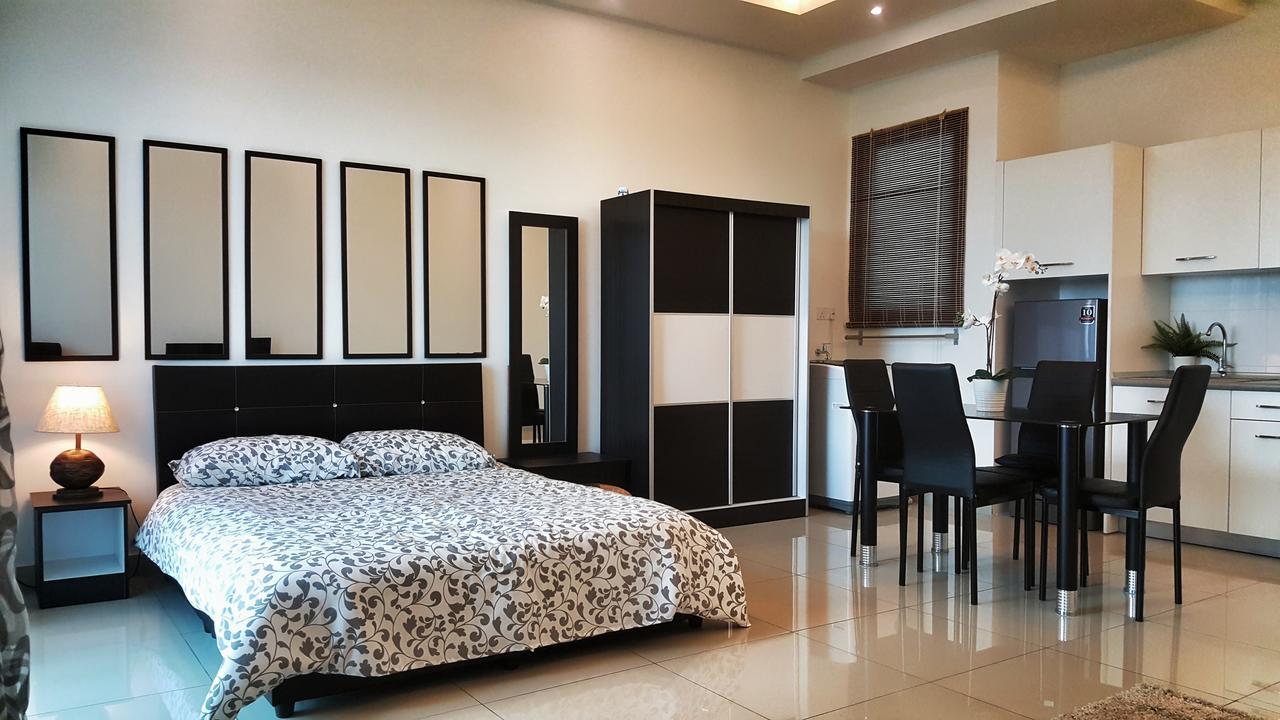 1-2 Guests, Hbo-Go Tv, Bali-Style Studio In Cybersquare, Cyberjaya By Flexihome-My Exterior photo