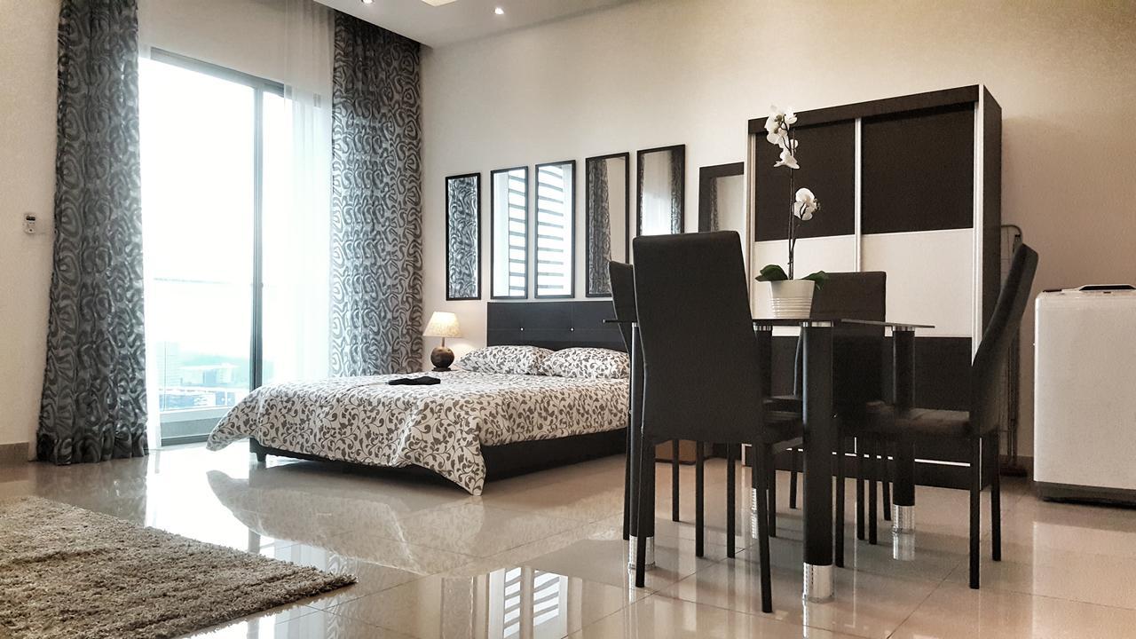 1-2 Guests, Hbo-Go Tv, Bali-Style Studio In Cybersquare, Cyberjaya By Flexihome-My Exterior photo
